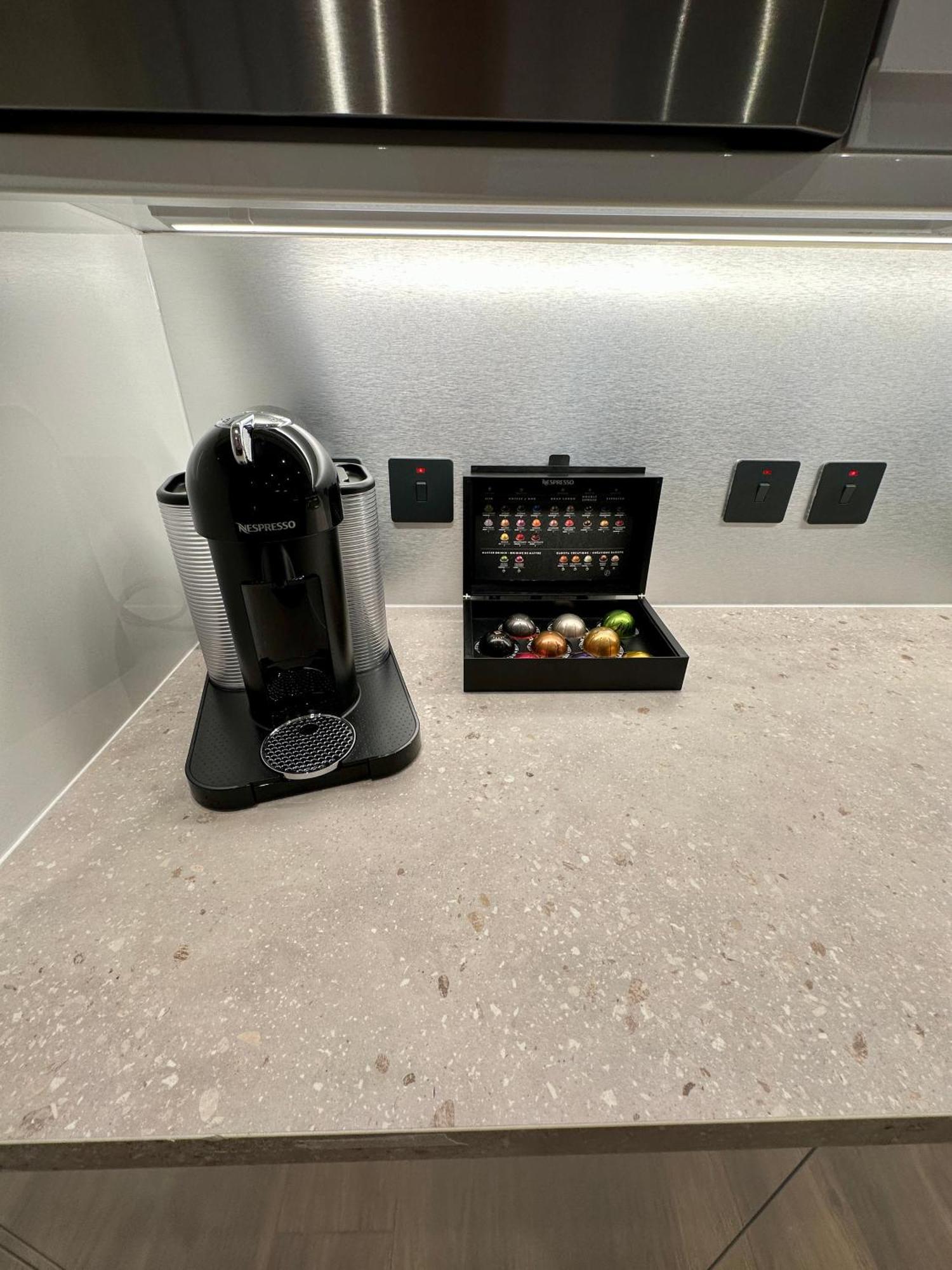 4 Sheraton Apartments 포트 윌리엄 외부 사진